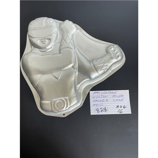 1990 vintage Wilton Power Ranger cake mold