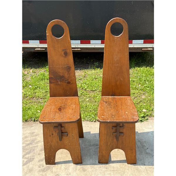 VINTAGE SHAKER STYLE STOOLS/CHAIRS - PAIR