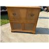 Image 5 : VINTAGE PHILCO STEREO CABINET