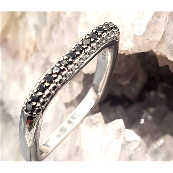 Black Diamond Slide-Through Square Pendant