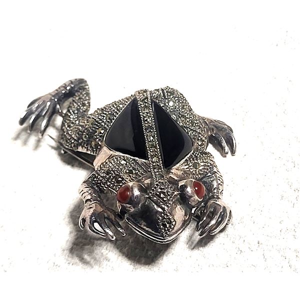 Vintage .925/Enamel Frog Brooch Marcasite