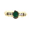 Image 4 : Oval-Cut Emerald Ring with Diamond Shoulders