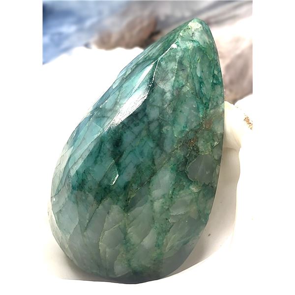 Green Beryl, Loose Gem,  Pear-Cut, 1211.75 Carats