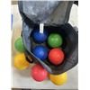 Image 3 : BADMINTON SET AND BOCCE BALL SET