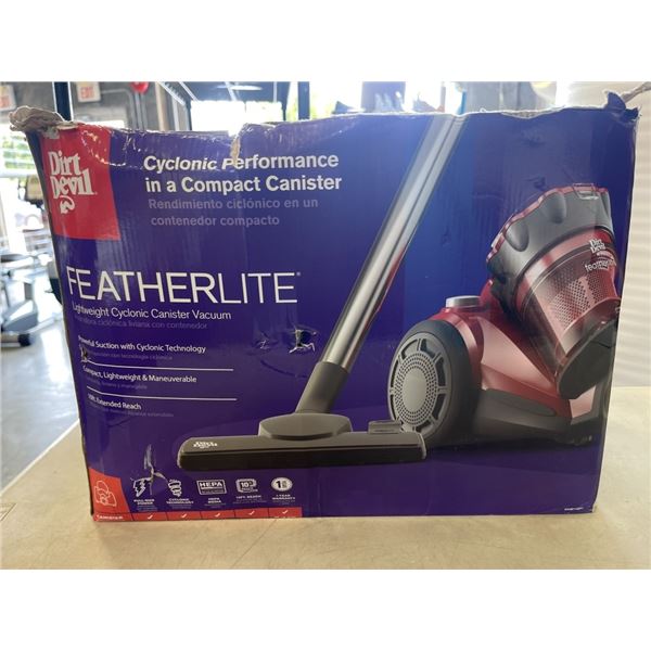 DIRT DEVIL VACUUM
