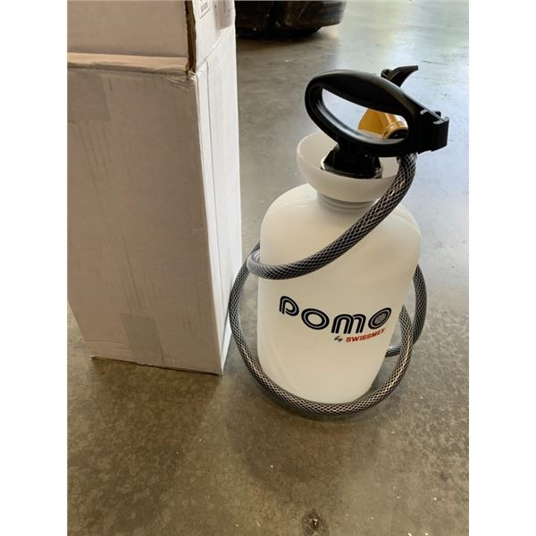 NEW 1.3 GALLON COMPRESSION SPRAYER