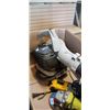 Image 3 : RYOBI BLOWER, GRINDER AND DEWALT DRILL