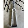 Image 2 : NEW BIKE FORK WITH NEW BIKE CARGO RACK