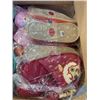 Image 2 : 60 MULTI COLORED SLIPPERS, ASSORTED SIZES