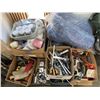 Image 2 : PALLET OF ASSORTED ITEMS