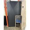 Image 1 : THREE FOLDING CHAIRS AND TABLE TOP 6' X 3'