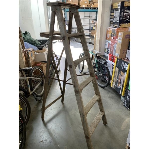 WOODEN 5-FT A-FRAME LADDER
