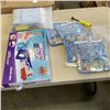 Image 1 : 8 NEW FLOATIES AND A WATER GUN