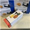 Image 2 : 5 NEW ICO VEGETABLE STEEL BLADE SPIRIALIZERS AND PINEAPPLE PEELER