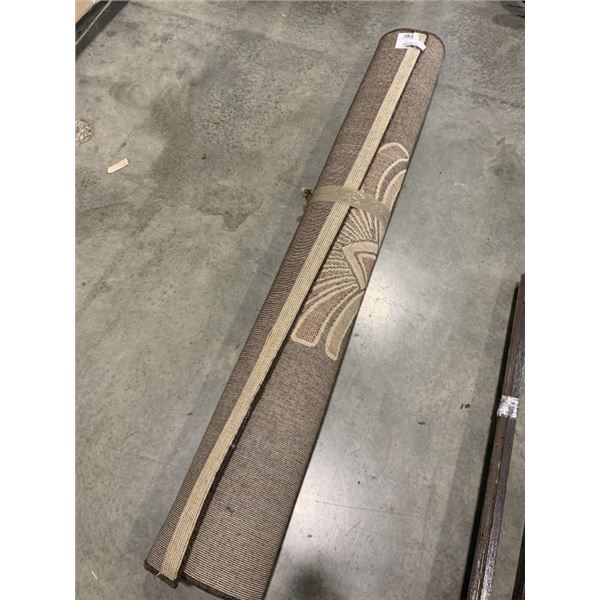 5' X 7' AREA RUG