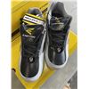 Image 3 : 3 PAIRS OF NEW SPORTS CLEATS SIZE 9 WOMENS