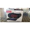 Image 1 : TIMEX DUAL ALARM CLOCK RADIO WITH USB CHARGING - TESTED WORKING