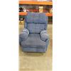 Image 1 : BLUE RECLINER