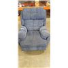 Image 2 : BLUE RECLINER