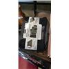 Image 2 : SAMSONITE 3 PACK OF PACKING CUBES AND 2 KATE SPADE PHONE CASES