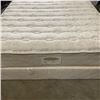 Image 2 : QUEEN SIZE SEARS OPEDIC COMFORT MATTRESS AND BOX SPRING