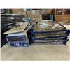 Image 2 : ASSORTED PILLOW SHAMS AND DUVET COVERS
