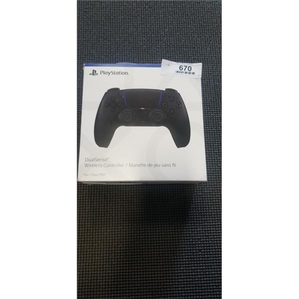 PS5 BLACK DUALSENSE WIRELESS CONTROLLER - TESTED WORKING, RETAIL $94