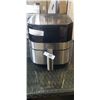 Image 1 : ULTIMA COSA 5.2QT DIGITAL AIR FRYER - TESTED WORKING