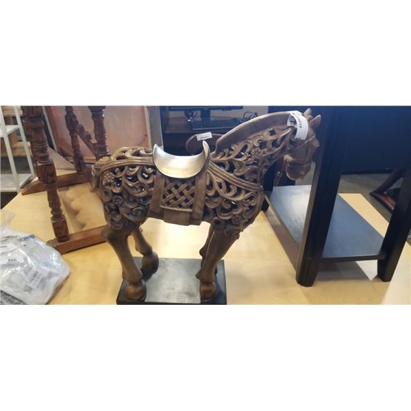 CARVED HORSE STATUE