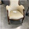 Image 2 : ANTIQUE VICTORIAN CHAIR