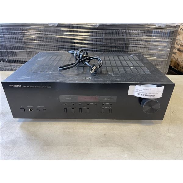 YAMAHA R-S202 NATURAL SOUND RECEIVER