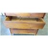 Image 2 : MCM HANOVER BY PEPPLERS 4 DRAWER DRESSER