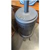 Image 2 : PATIO HEATER WITH TANK