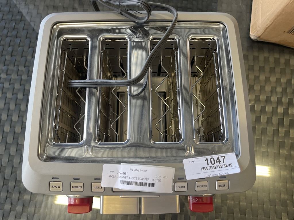 WOLF GOURMET 4 SLICE TOASTER - TESTED WORKING