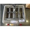 Image 2 : WOLF GOURMET 4 SLICE TOASTER - TESTED WORKING