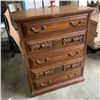Image 1 : VINTAGE 5 DRAWER DRESSER