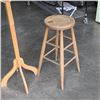 Image 2 : WOODEN COAT TREE AND STOOL