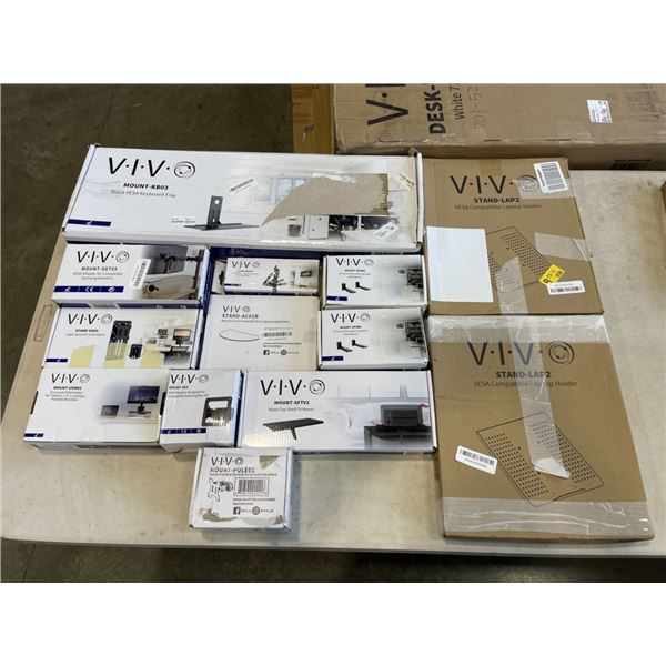 LOT OF VARIOUS VESA ADAPTERS AND ACCESSORIES ETC.