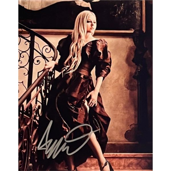 Avril Lavigne signed photo