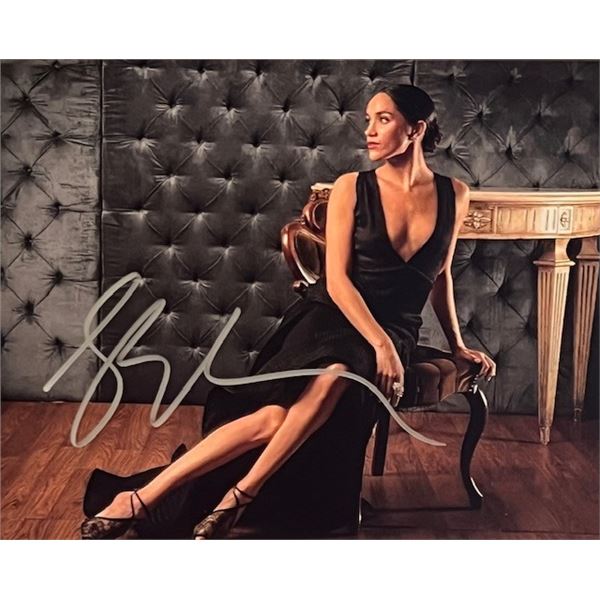 Suits Meghan Markle signed photo