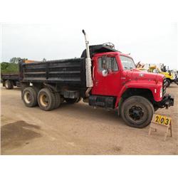 1984 Int'l S1900