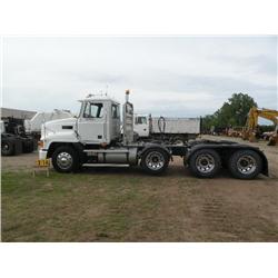 1996 Mack DS 600