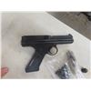Image 3 : Crossman 600 22 Airgun For Parts 