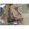 Image 3 : 2x Cabelas Layout Hunting Blinds +