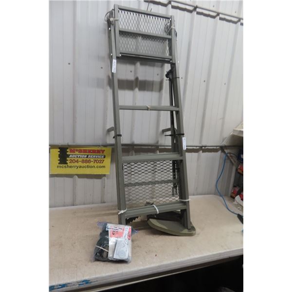 Hunting Technologies Tree Stand 3x4' Sections