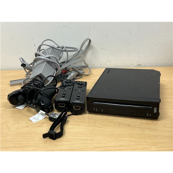 Black Nintendo Wii - not tested - see all photos
