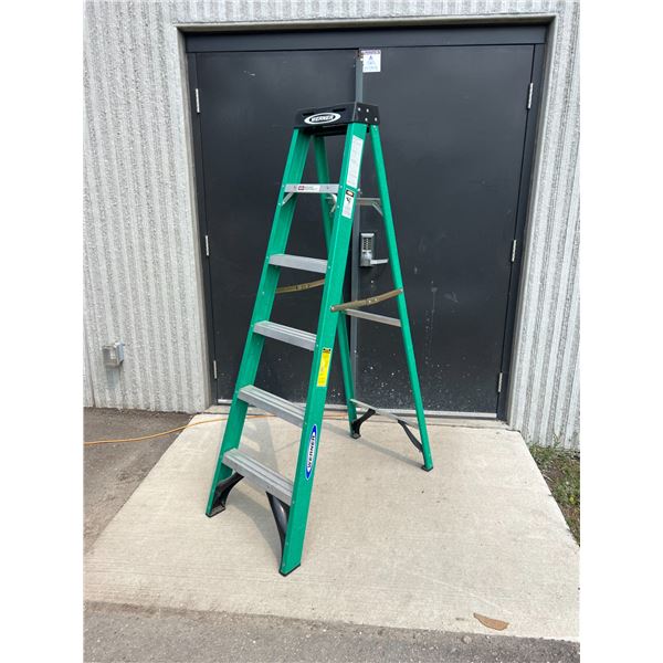 Folding Ladder - excellent condition - see all photos for details