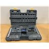 Image 2 : New Mastercraft 162 pcs Socket & Tool Set