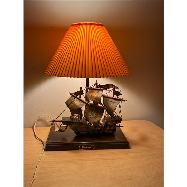 Vintage Gilbert (Montreal) Explorer Ship Lamp Plastic (see all photos) - Approx: 16"T & 11"W