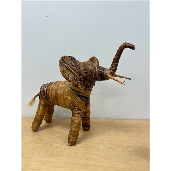 Large Woven Elephant Décor Piece - Approx: 18.5"T & 23"W